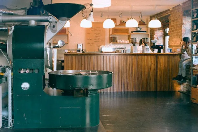 Caf&eacute; cosy dans le quartier de Podil &agrave; Kyiv